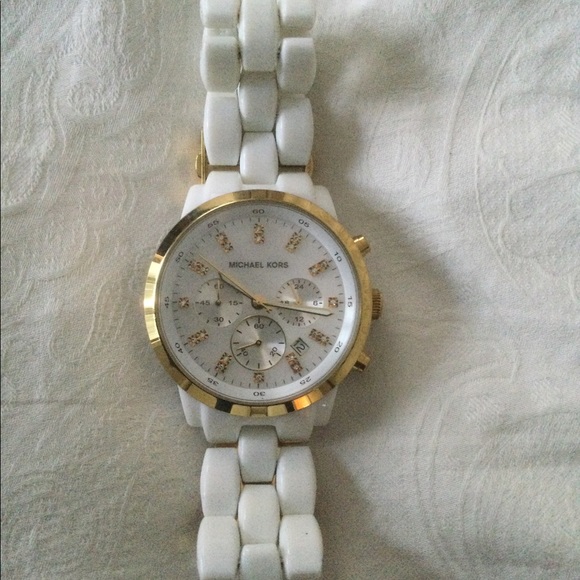 EUC Michael Kors white resin watch with gold detail. - Picture 8 of 9